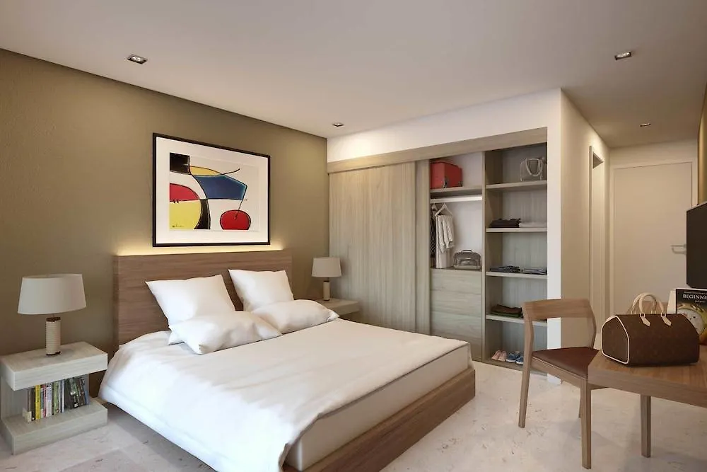 Klr The Gallery Condos By Sercotel location